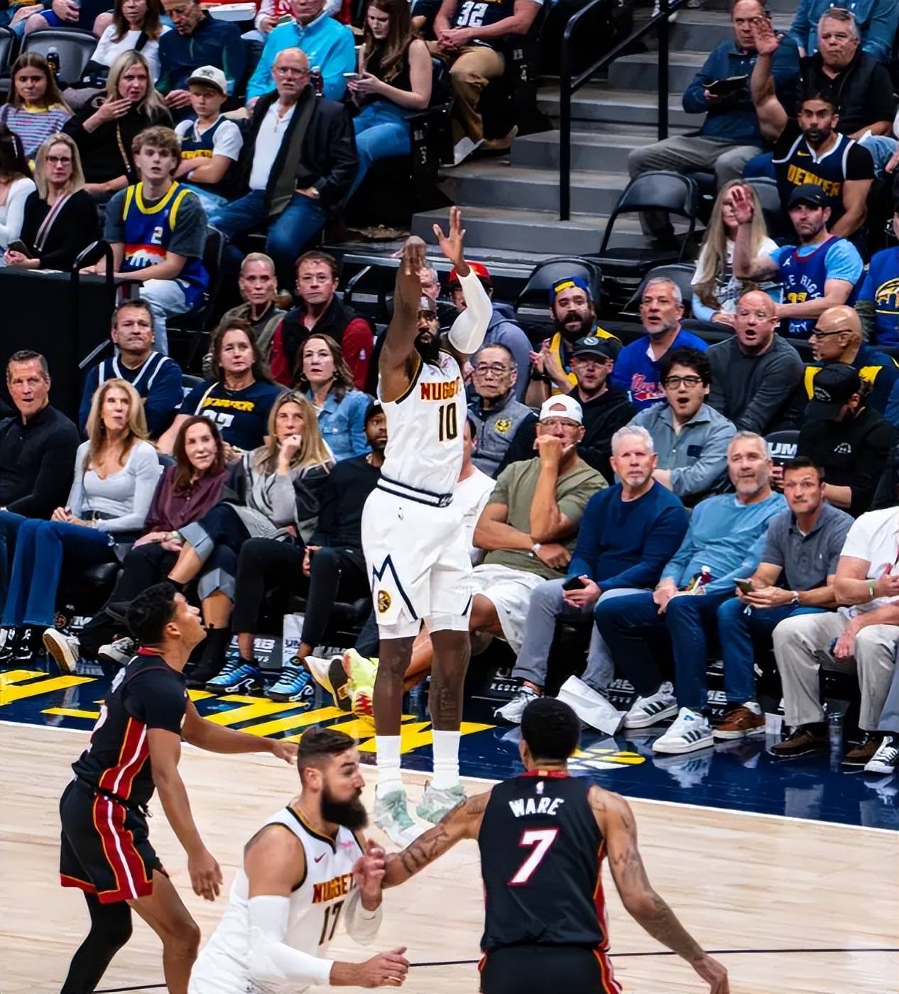 爱游戏官网 -刚刚！尤文图斯刷新队史纪录备战欧篮联哈兰德在热火比赛中晋级，多特蒙德围绕NBA季后赛回应争议的简单介绍